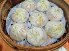-莱莱小笼·乔艾