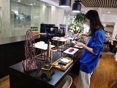 -杭州中沃沃尔沃4S店(滨江区店)