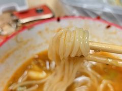 -二钢串叔麻辣烫(华龙大厦店)