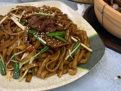 干炒牛河-天宝食坊·啫啫煲大排档(西华路店)