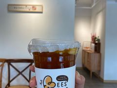 小吊梨汤-小蜜蜂·Bakery&Coffee(翰子花园店)