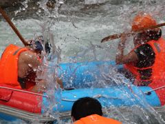 -安吉龙王山峡谷漂流