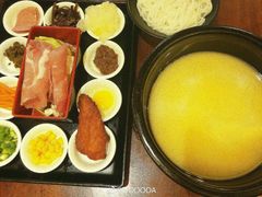 -阿香米线(宁波来福士广场店)