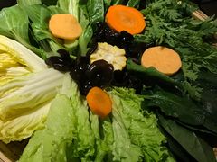 -尚尚仙·酸汤猪手·猪肚鸡火锅(华联万柳购物中心店)