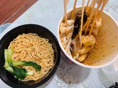干拌豌豆面-成都米粉串串钵钵鸡(阜通店)