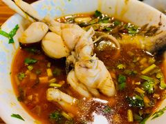 -金海椒罐罐鲢鱼(东方桂苑店)