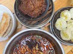 -王菊美食街·王菊面馆(总店)