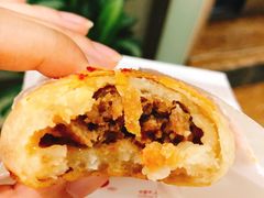 鲜肉月饼-真老大房鲜肉月饼(南京路步行街店)