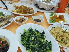 -鹏城人家海鲜酒家·23年老字号(较场尾店)