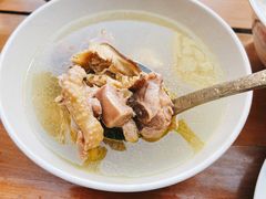 松茸炖鸡-翕庐小苑