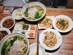 -湘人龙记老长沙米粉(鸟巢店)