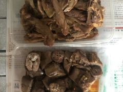 -三个四川人火锅(华联商厦店)