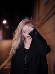 -苑苑发型设计