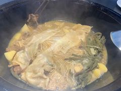 柴鸡锅-屯老二农家铁锅炖·行业领军者(梅江店)