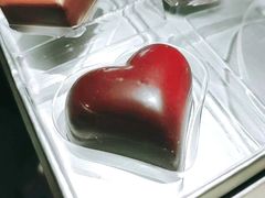 黑天鹅-BLACKSWAN黑天鹅(环球店)