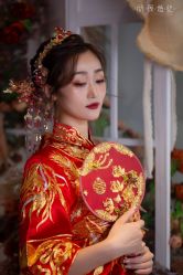 -欣薇婚纱(新源乐汇城店)