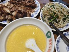 -老天桥酱肉烧饼夹肘子(天桥店)