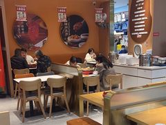 -红渡小香·牛肉麻辣香锅(车站南路店)