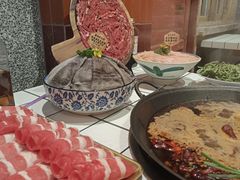 -旧街市鲜货老火锅(大光路店)