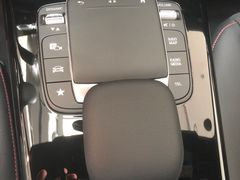 -天津波士信达奔驰4S店(卫津南路店)