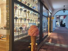 -VENCHI 闻绮(上海佛罗伦萨小镇店)
