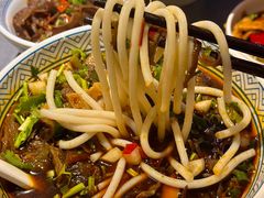 -粉吖吖·邵阳米粉(体育西路店)