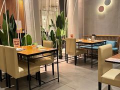 -莲餐厅·湖北菜·藕汤是头牌(愚园路店)
