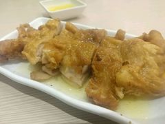 -佰搭果·广式茶餐厅(西华路店)