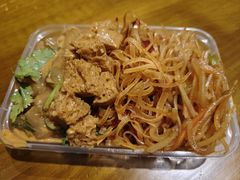 韩式干豆腐丝-聚合鑫东北熏酱熟食麻辣面(长阳店)