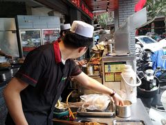 -老兰家传统烧烤炒菜泡馍(小南门店)