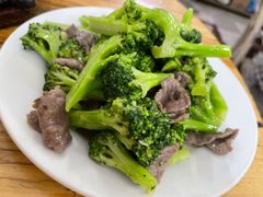 西兰花炒牛肉-顺发饭店