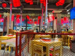 大堂-么肆烤肉·中式自助·烤肉大排档(街道口季佳PAI店)