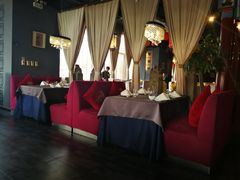 靠窗位-羲和雅苑•北京烤鸭(平安国际金融中心店)