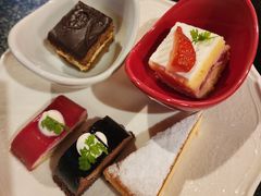 -月光园游月山庄