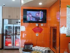 -闫家驴肉老店(华电一校店)