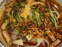 -汗腾格里·风味餐厅(新疆驻京办店)