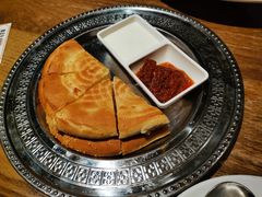 新疆烤馕-耶里夏丽新疆餐厅(百联中环购物广场店)