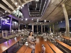 -ROAST coffee & eatery