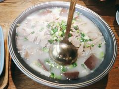 -蜜桃餐厅·伴山(湖滨商业街店)