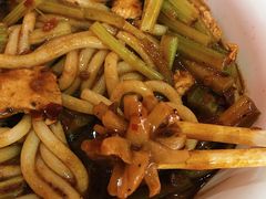 -椒顽新疆炒米粉(湖大店)