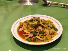 青番茄炒腊味-陈先进鱼馆·地道农家菜(萧山奥体店)