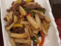 黑椒杏鲍菇炒牛柳-白云湖畔酒店-湖畔餐厅