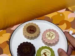 -Laderach 莱德拉(上海环贸iapm店)