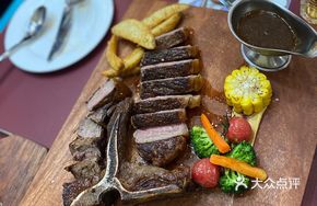 Australian M7 Grade Thick Cut T-Bone Steak