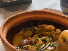 -八府香鸭·啫啫煲(华山路店)