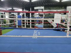 -贝菲特游泳健身(徐泾店)