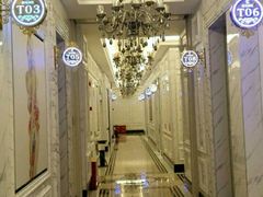 -皇马纯KTV·量贩·聚会(民治店)