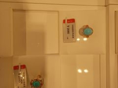 -华夏典当行(龙德广场店)