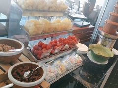 -宝利来国际大酒店-凤凰阁旋转餐厅