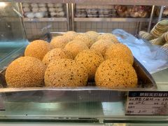 -白玉兰食品甜凤店(合生汇店)